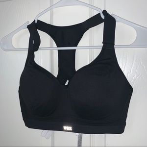 Victoria’s Secret VSX Sports Bra 32C